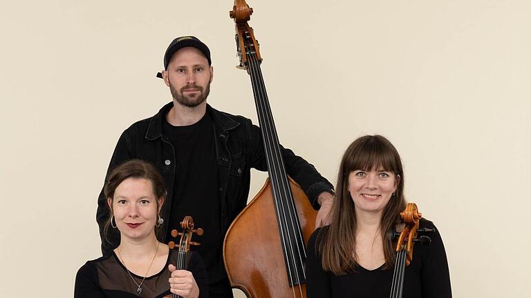 Das Trio Vier (von links): Rebekka Wagner, Stephan Goldbach und Sophia Schulz.