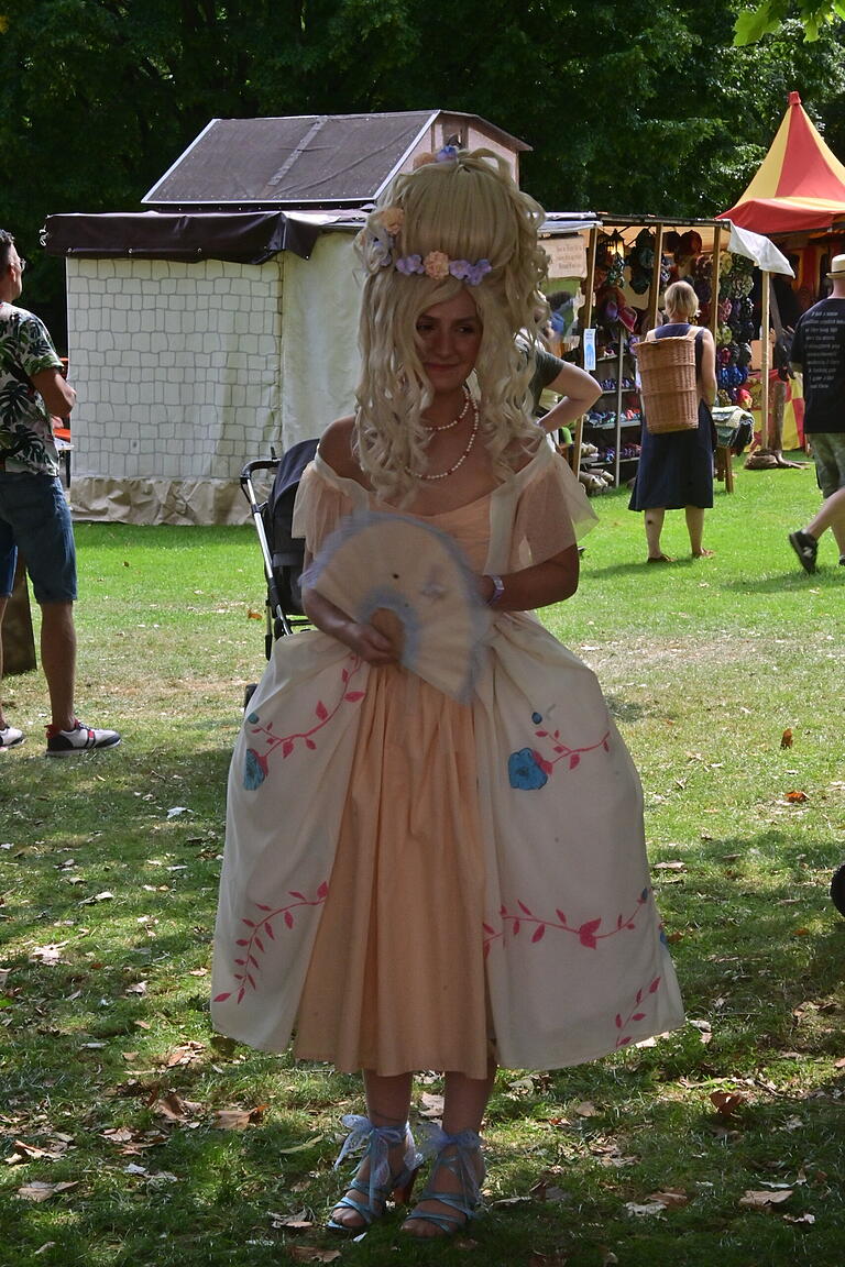 Die Schöne und das Biest, aber wo ist das Biest? Die Schöne und das Biest, aber wo ist das Biest? 