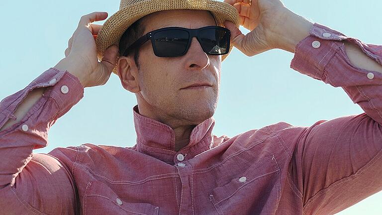 Neuer Look: Ron Spielman hat den Bart abrasiert und die Wollmütze abgenommen.