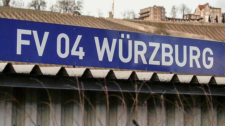 Auf der Sepp-Endres-Sportanlage findet an diesem Samstag kein Bayernliga-Spiel statt. Die Verantwortlichen sagen das für Samstag angesetzte Heimspiel des FV 04 Würzburg gegen den SV Seligenporten ab.