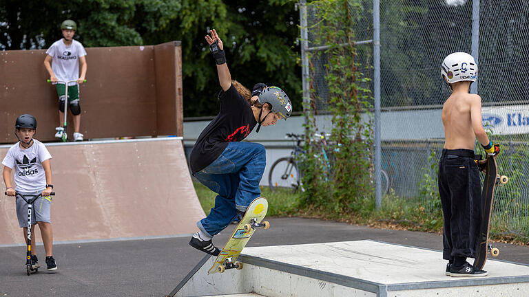 Fast und Furious - Zeigt eure besten Skate-Scooter-Tricks-Runs.       -  Röthlein, 22.7.2023, Fast und Furious - Zeigt eure besten Skate-Scooter-Tricks, Runs.