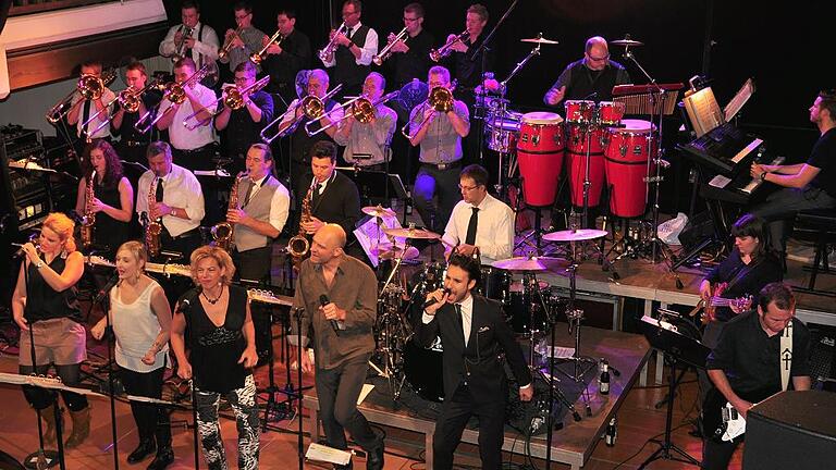 Heißer Kulturherbst: Eine Dance-Groove-Party wird die Formation &bdquo;Vorsicht Gebläse!&ldquo; am 21. November beim Kulturamt Haßfurt in der Stadthalle bieten.