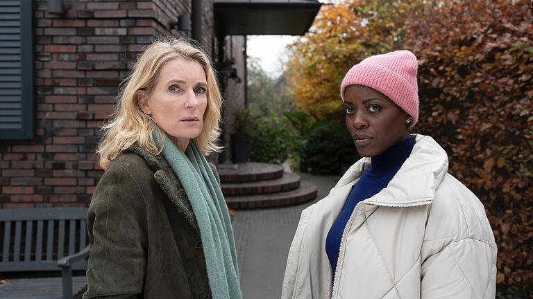 TV-Ausblick ARD - «Tatort: Geisterfahrt».jpeg       -  Charlotte Lindholm (Maria Furtwängler) und Anaïs Schmitz (Florence Kasumba) in ihrem letzten gemeinsamen Fall: Szene aus dem Tatort heute aus Göttingen ('Geisterfahrt').