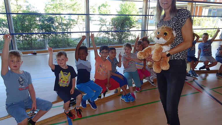 Viel Spaß hatten die Vorschulkinder aus der SVE der Irena-Sendler-Schule mit der Selbstbehauptungs- und Resilienztrainerin Ramona Schmidt-Gerhardt in den vier Trainingsstunden des Kurses „Löwenstarke Kinder“.