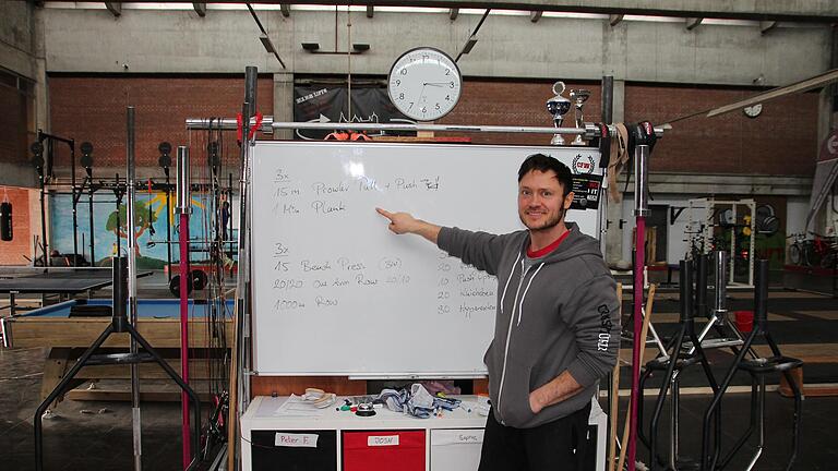 Piet Arlt in seiner CrossFit-Box in der Posthalle
