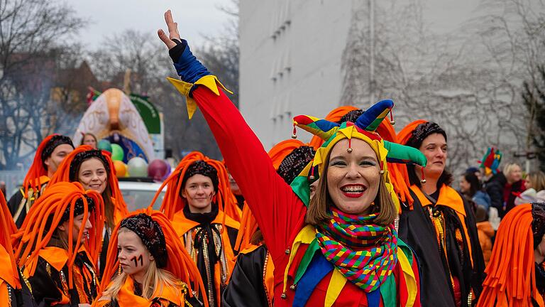 Impressionen vom Schweinfurter Faschingszug 2023. Auch in diesem Jahr werden wieder viele Besucherinnen und Besucher erwartet.