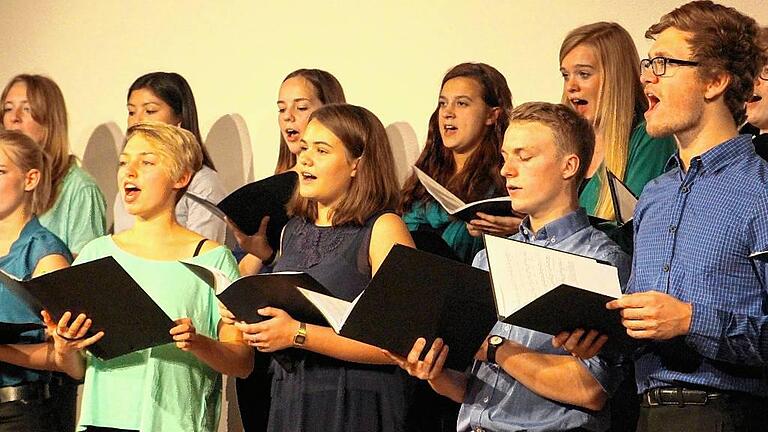 Konzert des Kreisjugendchors Main-Spessart in der Alten Turnhalle Lohr.