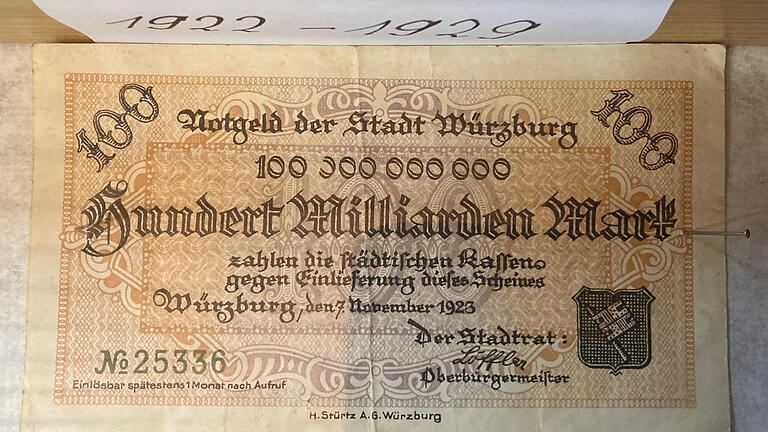 Höchster Einzelbetrag: 100 Milliarden Mark der Stadt Würzburg       -  Höchster Einzelbetrag: 100 Milliarden Mark der Stadt Würzburg