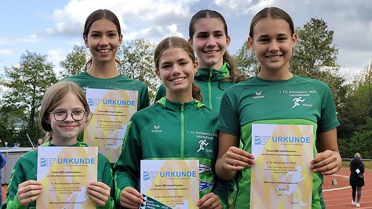 Von links: Hanna-Marie Veth, Clara Neugebauer, Greta Henninger, Magdalena Vogel und Marei Krüger.