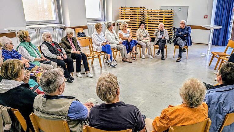 Der Gesprächskreis über interkulturelles Zusammenleben und Integration vor 80 Jahren - Der Gesprächskreis über interkulturelles Zusammenleben und Integration vor 80 Jahren Der Gesprächskreis über interkulturelles Zusammenleben und Integration vor 80 Jahren - Der Gesprächskreis über interkulturelles Zusammenleben und Integration vor 80 Jahren