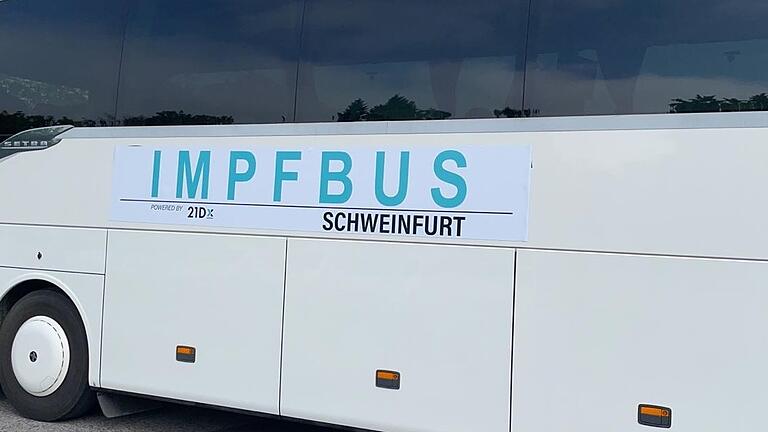 Seit Juli gibt es die Möglichkeit, sich in Stadt und Landkreis Schweinfurt in einem speziellen Bus gegen Corona impfen zu lassen.