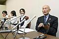 Friedensnobelpreis - Bekanntgabe       -  Toshiyuki Mimaki, Präsident von Nihon Hidankyo, reagierte bewegt auf die Bekanntgabe.