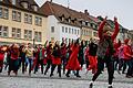 'One Billion Rising' Flashmob auf dem Schweinfurter Marktplatz, angeleitet von Tanzlehrerin Luise Räth.