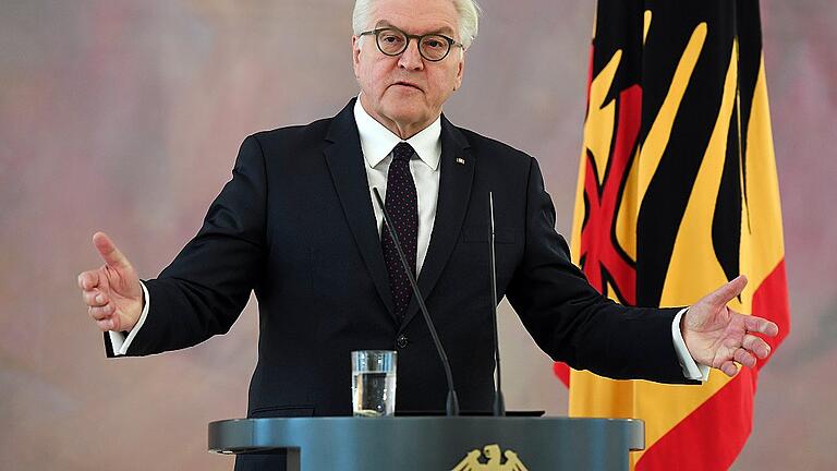 Nach dem Ende der Sondierungsgespräche - Bundespräsident       -  Der oberste Repräsentant des Staates, Bundespräsident Frank-Walter Steinmeier, besitzt nach dem Abbruch der Sondierungsgespräche für eine Jamaika-Koalition als Einziger den Schlüssel zu einem neuen Wählervotum.