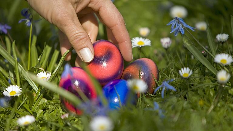 osternestverstecken.jpg       -  Wie sieht das TV-Programm vom Ostermontag 2023 aus? TV-Tipps und Highlights für den Osterfeiertag finden Sie hier.