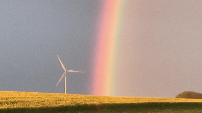 Sollen in Üchtelhausen neue Windräder gebaut werden oder nicht? Die Entscheidung dazu muss in einem fairen und sachlichen Austausch fallen, meint unser Autor.