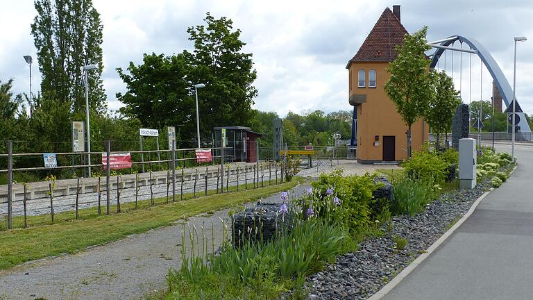 Der Startpunkt der Mainschleifenbahn in Astheim. Der Startpunkt der Mainschleifenbahn in Astheim. 