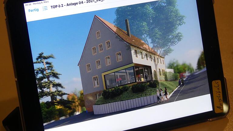 Das Panoramafenster des Dittelbrunner Bürgerhauses fällt nicht aus dem Kostenrahmen: Der Gemeinderat entschied sich für Grau statt für den Goldton dieses Entwurfs, den der Planer, Architekten Joachim Perleth, als Alternative vorgestellt hatte.