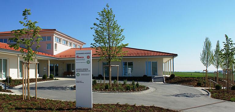 Das Hospiz der Johanniter  in Pentling (Lkr. Regensburg). So ähnlich hätte das geplante Hospiz in Schweinfurt aussehen sollen.