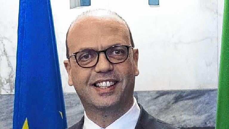 Außenminister Gabriel in Rom       -  Außenminister Angelino Alfano