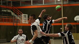 Handball NHV       -  Mit einem 24:22-Sieg gegen die DJK Waldbüttelbrunn startete der MHV Schweinfurt erfolgreich in die Rückrunde der Handball-Bezirksoberliga und bleibt als Tabellendritter weiter aussichtsreich dabei.