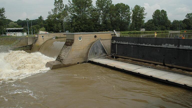 Das Stadtwerk Haßfurt hat sich für sechs Jahre die Stromproduktion des Wasserkraftwerks Ottendorf gesichert, um allen Haushaltskunden Strom zu hundert Prozent aus regionalem Grünstrom anbieten zu können.