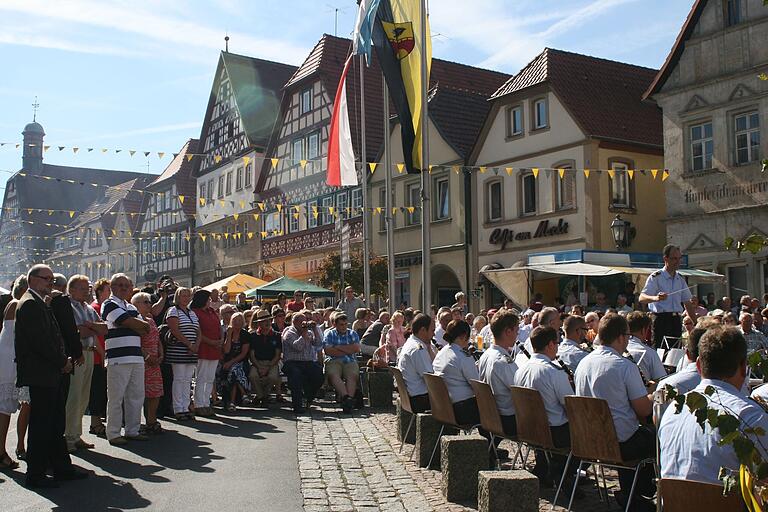 Der Tag der Vereine, wie hier im Jahr 2017, zieht viele Besucherinnen und Besucher an.