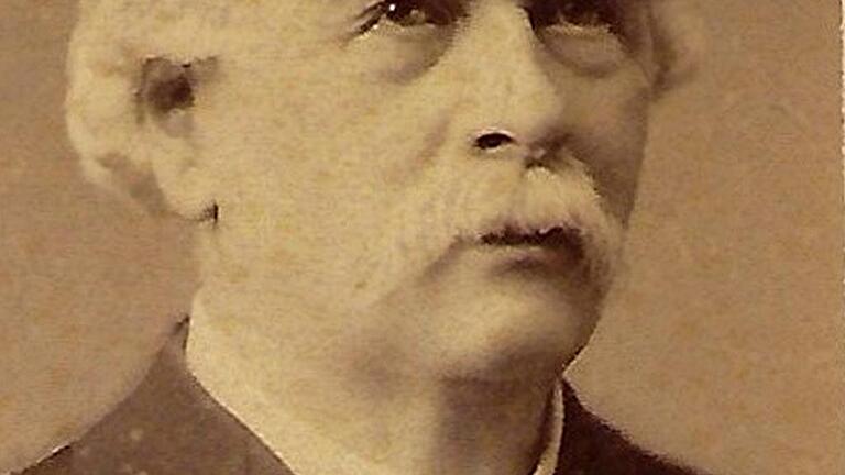 Albert von Koelliker wurde von Carl Albert Dauthendey, einem der ersten Fotografen in Deutschland, fotografiert. Der Würzburger Hobbyhistoriker Willi Dürrnagel hatte dieses Visitenkartenporträt für seine Sammlung erwerben können. Albert von Koelliker wurde von Carl Albert Dauthendey, einem der ersten Fotografen in Deutschland, fotografiert. Der Würzburger Hobbyhistoriker Willi Dürrnagel hatte dieses Visitenkartenporträt für seine Sammlung erwerben können.