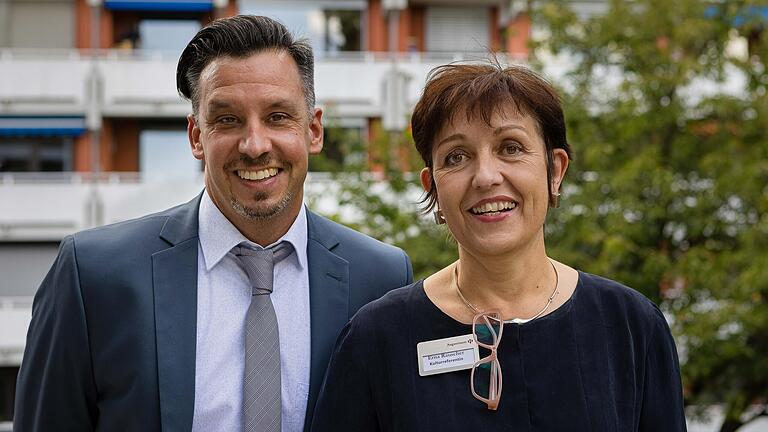 Direktionswechsel im Schweinfurter Seniorenstift Augustinum: Erna Rauscher (rechts) folgt auf Marcus Reuter (links).
