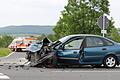 Am 21. Mai 2023 verlor ein 23-jähriger Autofahrer auf der B 22 an der Siegendorfer Kreuzung sein Leben. Der Fahrer eines Autos (im Bild) hatte ihm während des Abbiegens die Vorfahrt genommen. Insgesamt sieben Menschen wurden verletzt, darunter mehrere Kinder.