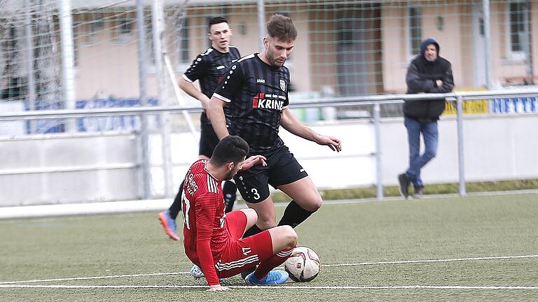 Verlässt den den FC Sand in Richtung SV Euerbach-Kützberg: Shaban Rugovaj (rechts). Verlässt den den FC Sand in Richtung SV Euerbach-Kützberg: Shaban Rugovaj (rechts).
