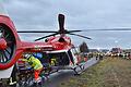 Schwerer Verkehrsunfall auf der Umgehungsstraße bei Wollbach. Im Einsatz war am Donnerstagmorgen auch der Rettungshubschrauber.