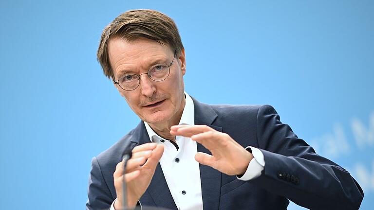 Karl Lauterbach.jpeg - Bundesgesundheitsminister Karl Lauterbach will Deutschland besser auf künftige Pandemien vorbereiten. Karl Lauterbach.jpeg - Bundesgesundheitsminister Karl Lauterbach will Deutschland besser auf künftige Pandemien vorbereiten.