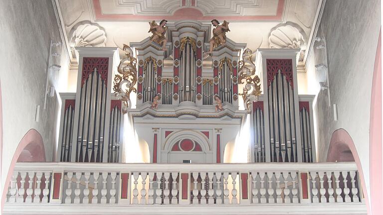 In der Stadtpfarrkirche in Mellrichstadt findet am 15. Juli ein Orgelkonzert mit Dekanatskantor Matthias Braun statt. In der Stadtpfarrkirche in Mellrichstadt findet am 15. Juli ein Orgelkonzert mit Dekanatskantor Matthias Braun statt.