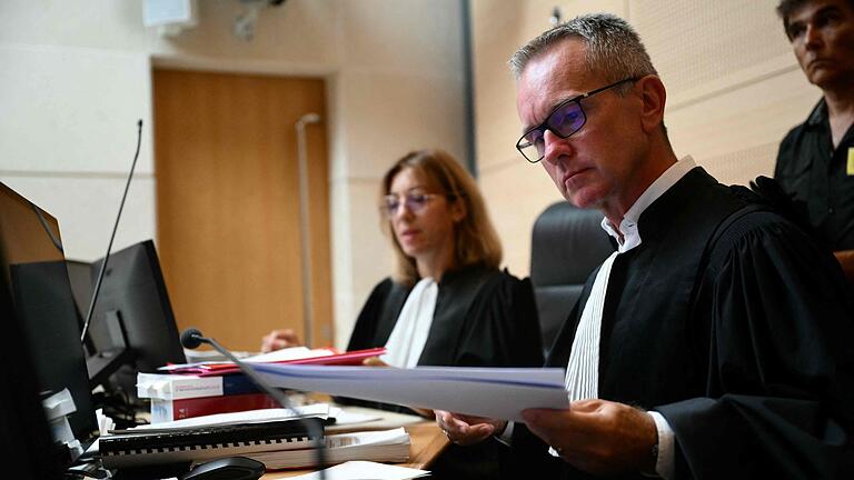 Staatsanwaltschaft Missbrauchsprozess Avignon - Für die Staatsanwaltschaft geht es um mehr als die Strafen an sich. (Archivbild) Staatsanwaltschaft Missbrauchsprozess Avignon - Für die Staatsanwaltschaft geht es um mehr als die Strafen an sich. (Archivbild)