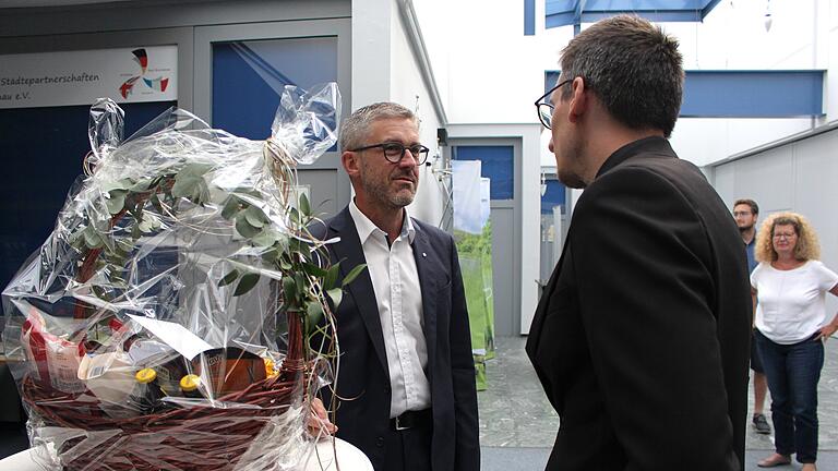 Verabschiedung Jochen Vogel: In der Georgi-Halle dankte neuer Bürgermeister und Stadtrat für die Zusammenarbeit. - Verabschiedung Jochen Vogel: In der Georgi-Halle dankte neuer Bürgermeister und Stadtrat für die Zusammenarbeit. Verabschiedung Jochen Vogel: In der Georgi-Halle dankte neuer Bürgermeister und Stadtrat für die Zusammenarbeit. - Verabschiedung Jochen Vogel: In der Georgi-Halle dankte neuer Bürgermeister und Stadtrat für die Zusammenarbeit.
