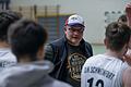 Schweinfurts 'Mister Basketball', Klaus Ludwig, macht als DJK-Trainer weiter. Aber in einer anderen Liga und mit einer fast komplett neuen Mannschaft.