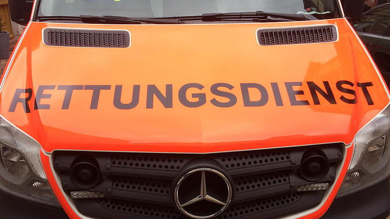 Rettungsdienst       -  Symbolbild Rettungswagen