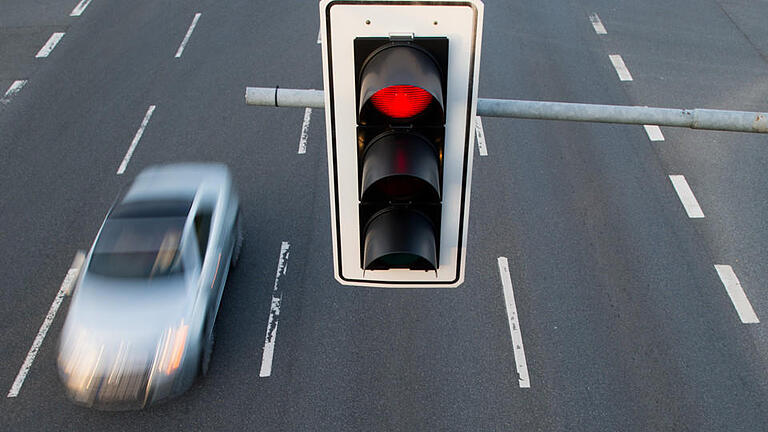 Fahrverbot (Symbolbild)       -  Fahrverbot (Symbolbild)