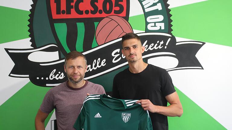 FC-Neuzugang Ivan Mihaljevic (rechts) mit Trainer Christian Gmünder. Foto: Vladimir Slintchenko       -  FC-Neuzugang Ivan Mihaljevic (rechts) mit Trainer Christian Gmünder. Foto: Vladimir Slintchenko