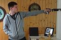 Tobias Meyer, Sportschütze aus Rimpar (Bild von September 2021), startet am Freitag in seinen ersten Wettkampf bei den Paralympischen Spielen in Paris.