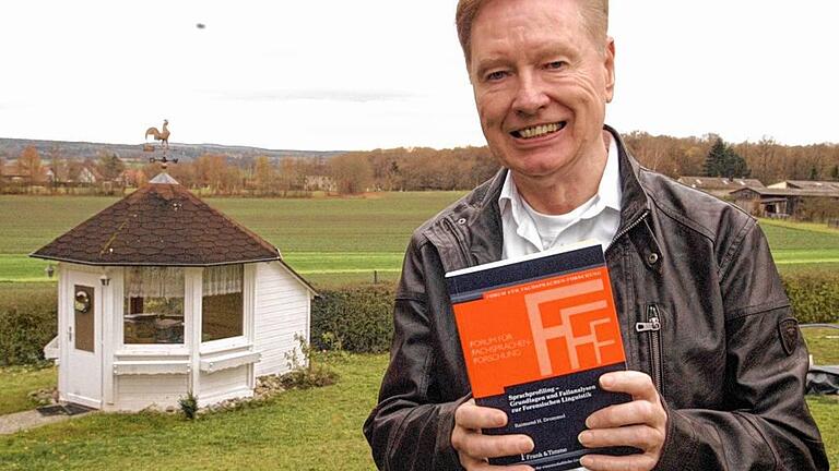 Fälle und Vorgehensweisen: In seinem neuen Buch erläutert Autor Raimund H. Drommel das von ihm entwickelte Sprachprofiling in erster Linie aus wissenschaftlicher Sicht. Fälle und Vorgehensweisen: In seinem neuen Buch erläutert Autor Raimund H. Drommel das von ihm entwickelte Sprachprofiling in erster Linie aus wissenschaftlicher Sicht.