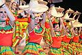 Farbenfroh: Die &bdquo;La Lunas&ldquo; entführten die Besucher der Punksitzung in Büchold nach Mexico.