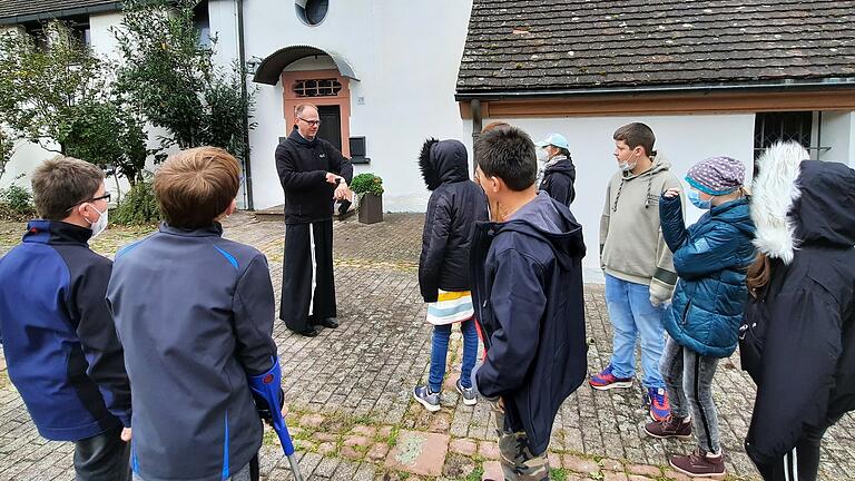Besuch im Kloster Besuch im Kloster