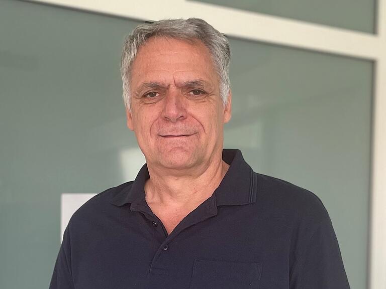 Dr. Hartmut Roth arbeitet nun als Chefarzt Minimalinvasive Chirurgie am fachklinikum mainschleife in Volkach. Dr. Hartmut Roth arbeitet nun als Chefarzt Minimalinvasive Chirurgie am fachklinikum mainschleife in Volkach.