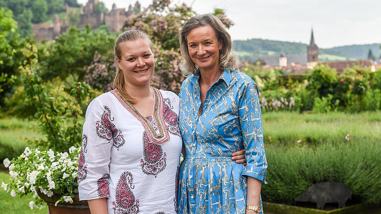 Hochzeit im Fürstenhaus Löwenstein Wertheim-Freudenberg in Kreuzwertheim. Prinzessin Sophie heiratet einen Fugger.