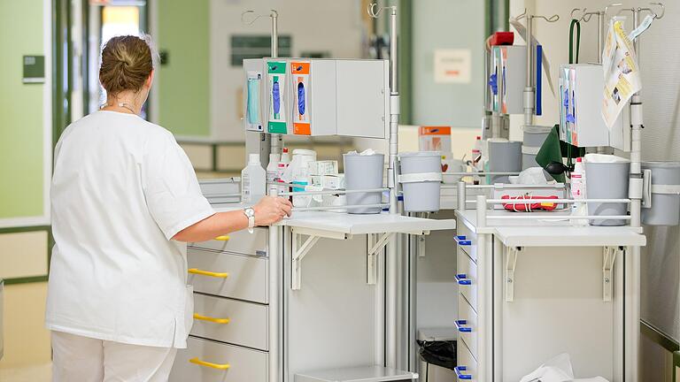 Wie viele Pflegekräfte in Senioreneinrichtungen und Kliniken in der Region sind geimpft? Unser Symbolbild wurde in einem Nürnberger Krankenhaus aufgenommen.