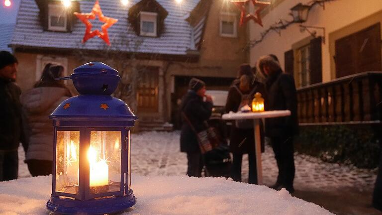 Ganz Sommerhausen hüllt sich an den Adventswochenenden in weihnachtlichen Glanz.