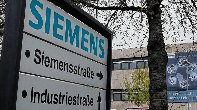 Die digitale Modellfabrik entsteht bei Siemens in Bad Neustadt. Zusammen mit der Fachhochschule Würzburg-Schweinfurt sollen hier mit wisseschaftlicher Begleitung Konzepte entstehen, von denen alle metallverarbeitenden Betriebe in der Region profitieren. Die digitale Modellfabrik entsteht bei Siemens in Bad Neustadt. Zusammen mit der Fachhochschule Würzburg-Schweinfurt sollen hier mit wisseschaftlicher Begleitung Konzepte entstehen, von denen alle metallverarbeitenden Betriebe in der Region profitieren.