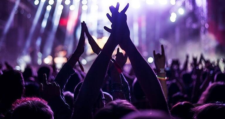 Warum auf den Urlaub warten? In Stangenroth im Landkreis Bad Kissingen steigt am Samstag auch die Ballermann-Party. Warum auf den Urlaub warten? In Stangenroth im Landkreis Bad Kissingen steigt am Samstag auch die Ballermann-Party. 